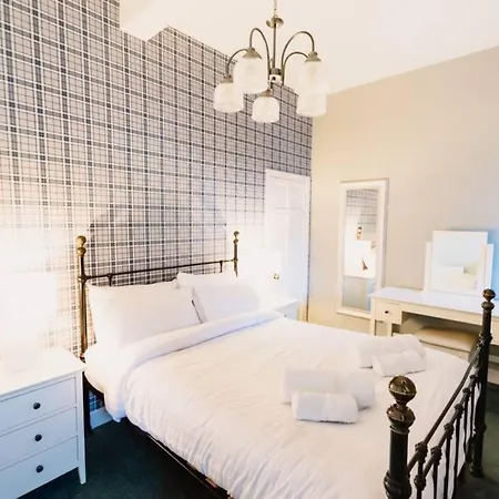 Factors House - A Comfy Cottage In Countryside Park With Wifi And Access To Bar And Pool Perth Esterno foto