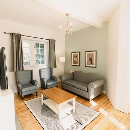 Factors House - A Comfy Cottage In Countryside Park With Wifi And Access To Bar And Pool Perth Esterno foto