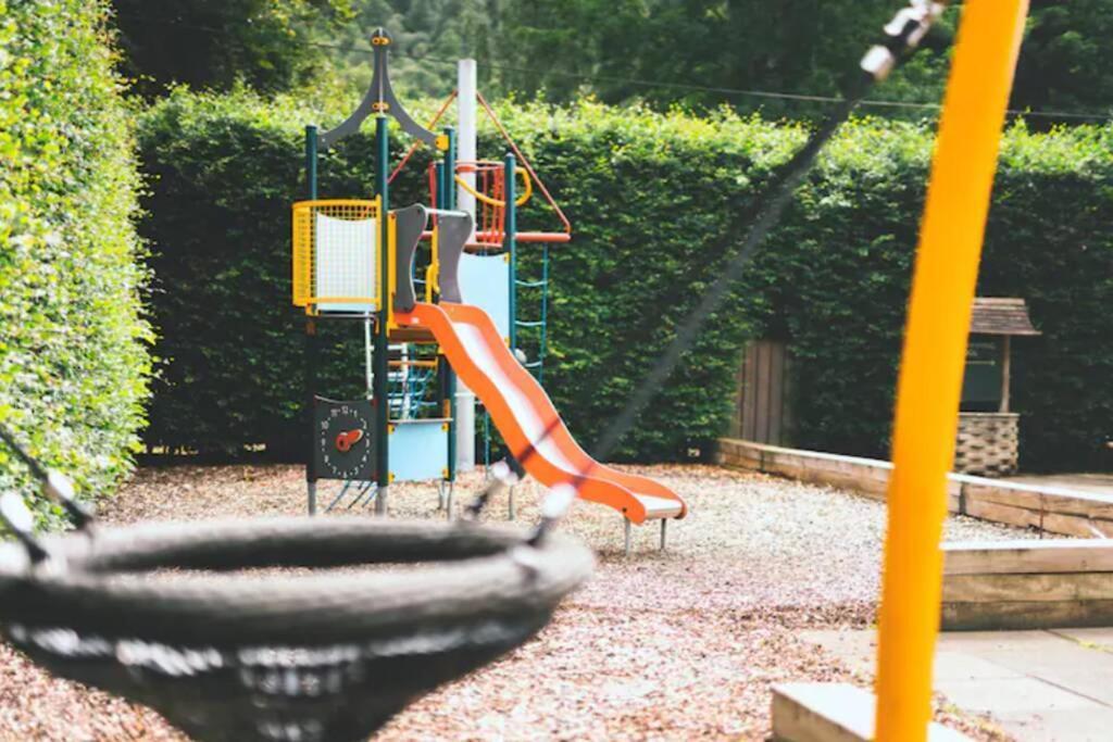 Factors House - A Comfy In Countryside Park With Wifi And Access To Bar And Pool Casa vacanze Perth