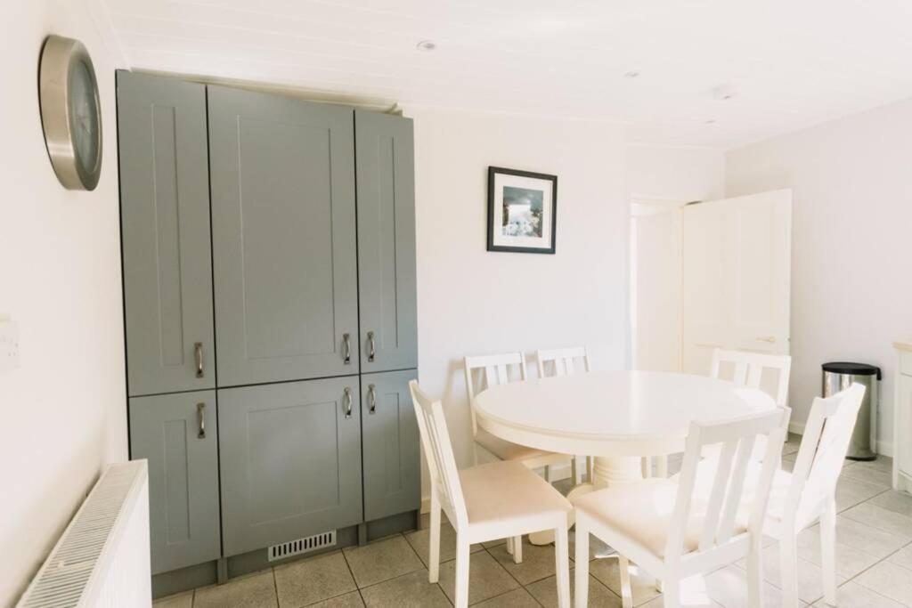 Factors House - A Comfy In Countryside Park With Wifi And Access To Bar And Pool * Perth